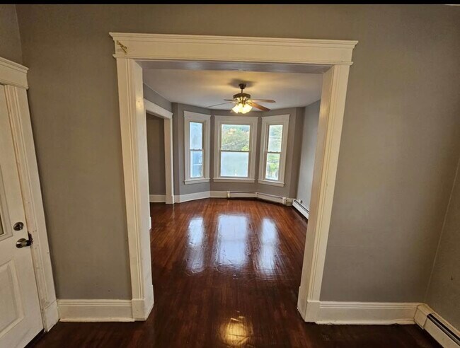 Foto del edificio - 342 3rd St