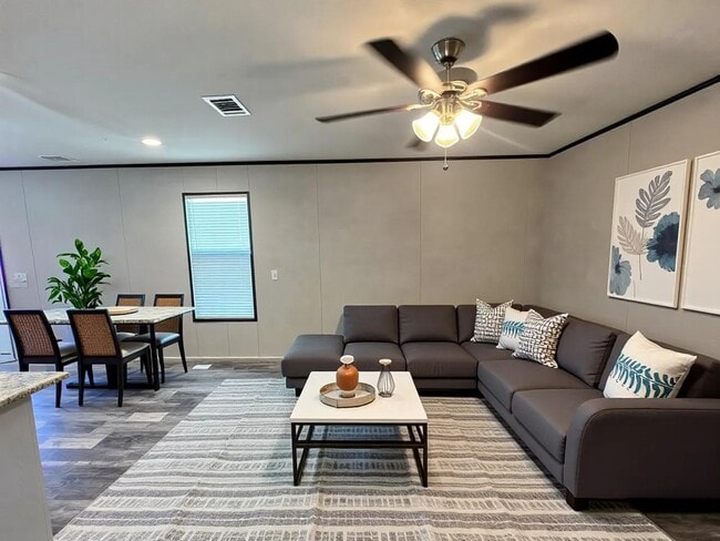 Building Photo - 41 Tower Manor Dr