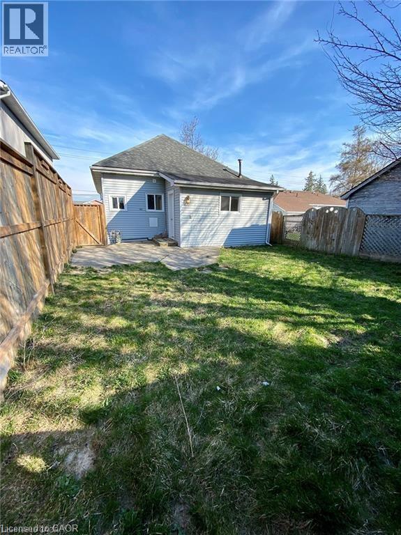 Building Photo - 612 Tamarac St