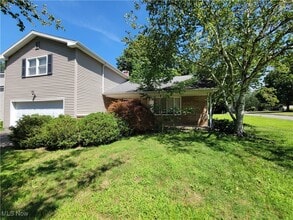 Building Photo - 159 Creston Dr