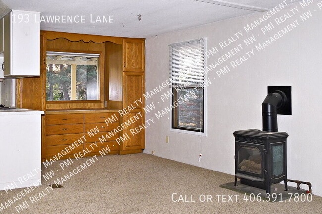 Foto del edificio - 193 Lawrence Ln