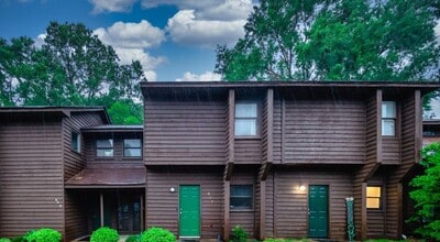Building Photo - 807 Planters Point Dr