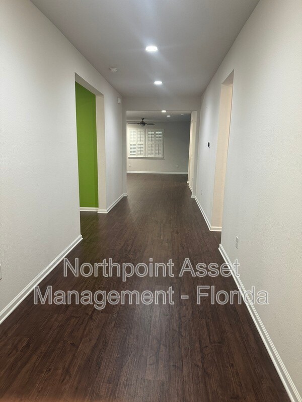 Building Photo - 2986 Sanford Dr