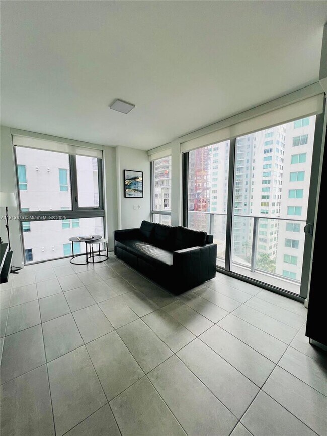Foto del edificio - 227 NE 2nd St