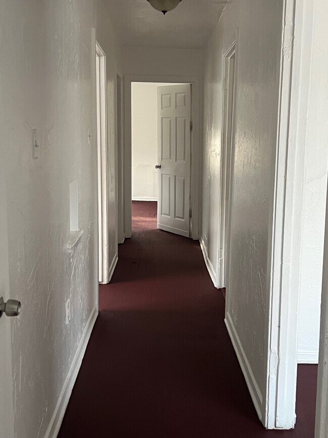 Foto del edificio - 1306 Scarborough Ln