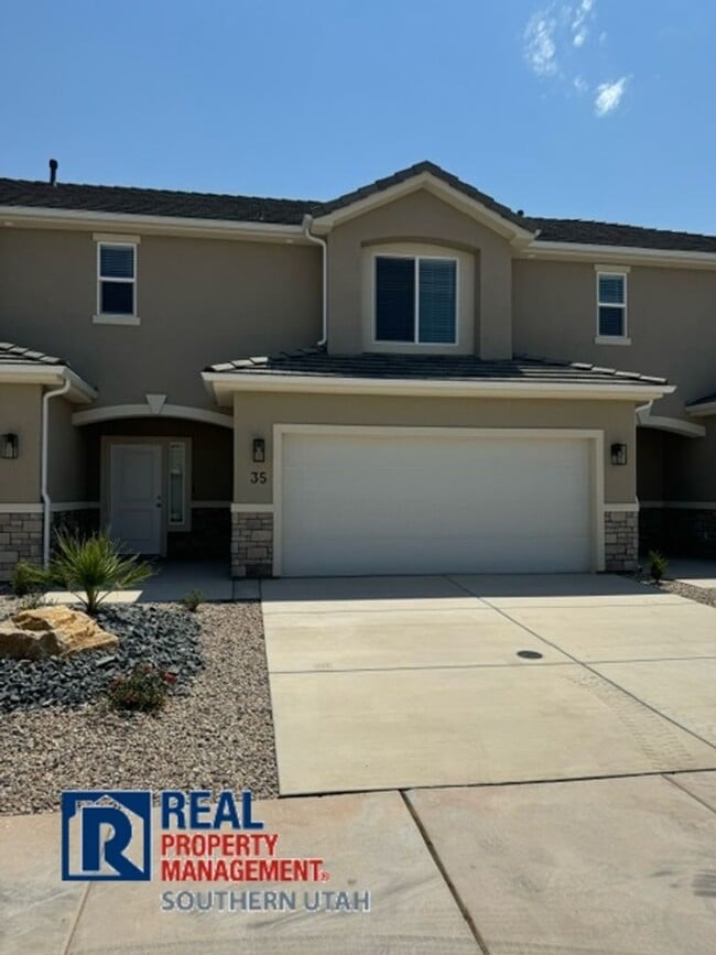 Building Photo - 1042 S 1450 E