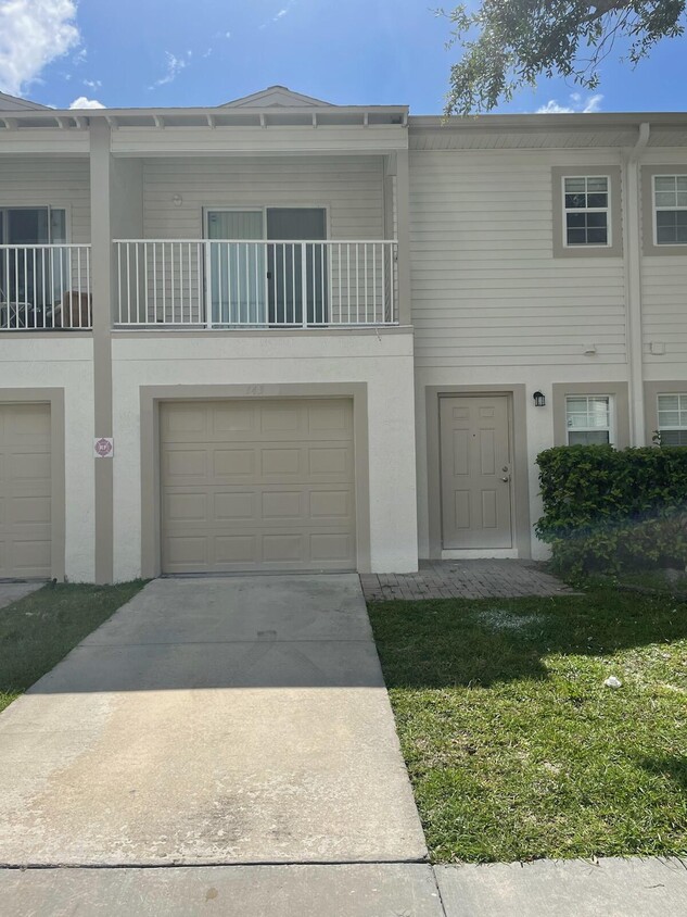 130 Carol Susan Lane Fort Pierce Fl 34982 - 130  Carol Susan Lane  Fort Pierce Fl 34982