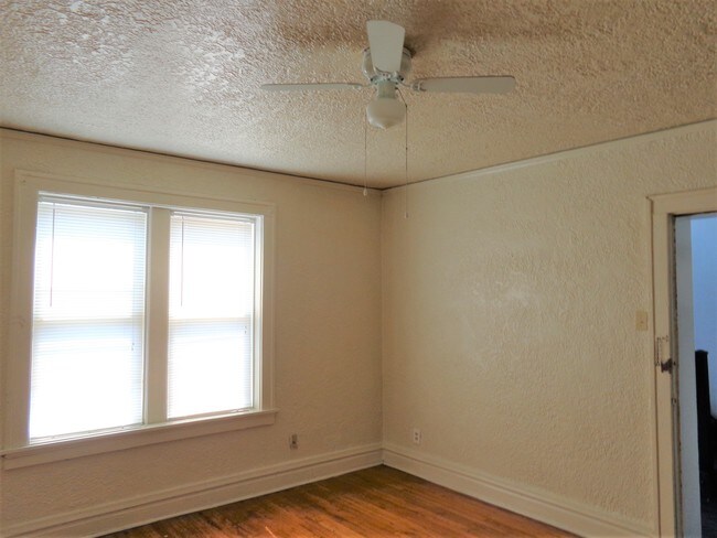 Foto del edificio - 4308 Wallace St