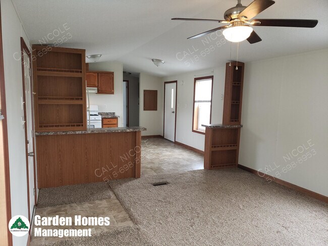 Building Photo - 7 Horner Dr