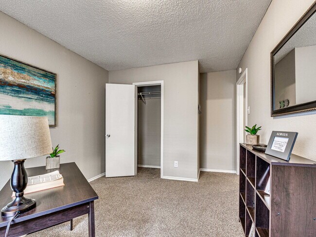 Foto del edificio - Windsor Place Townhomes