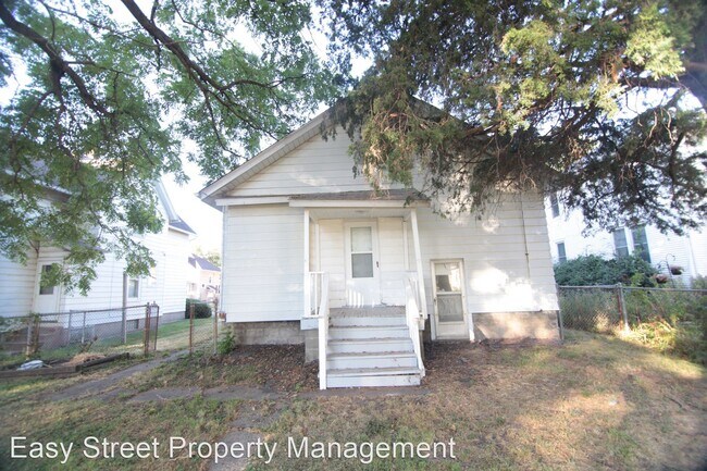 Building Photo - 2 br, 1 bath House - 423 S. Hancock Ave.