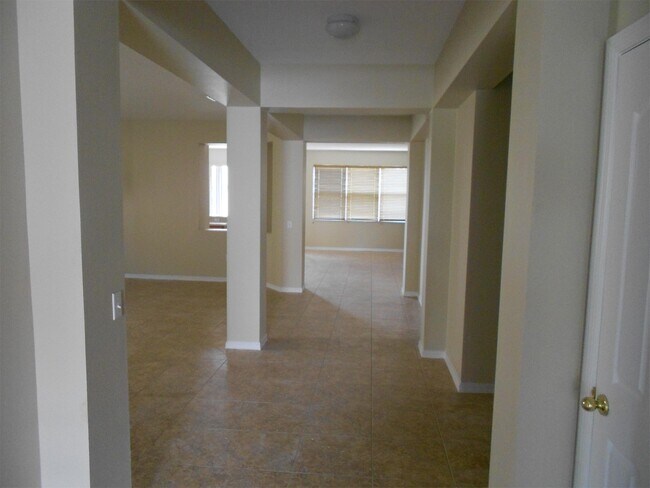 Building Photo - 3432 Goldeneye Ln