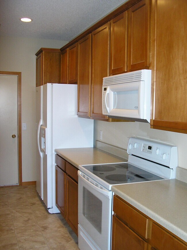 Foto del edificio - 10619 171st Ave NW