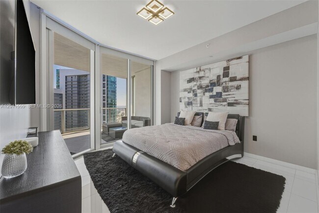 Foto del edificio - 851 NE 1st Ave