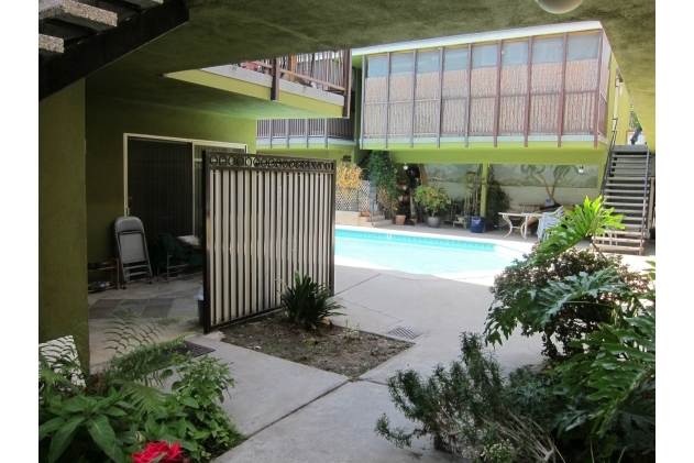 Building Photo - Glen Rock Apartments