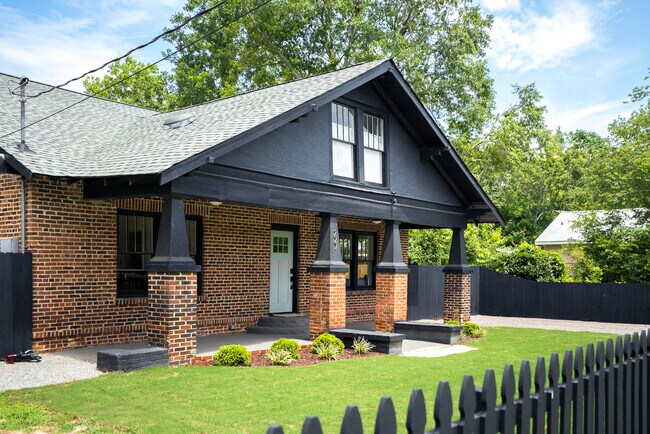 Foto del edificio - 227 Kershaw St NE