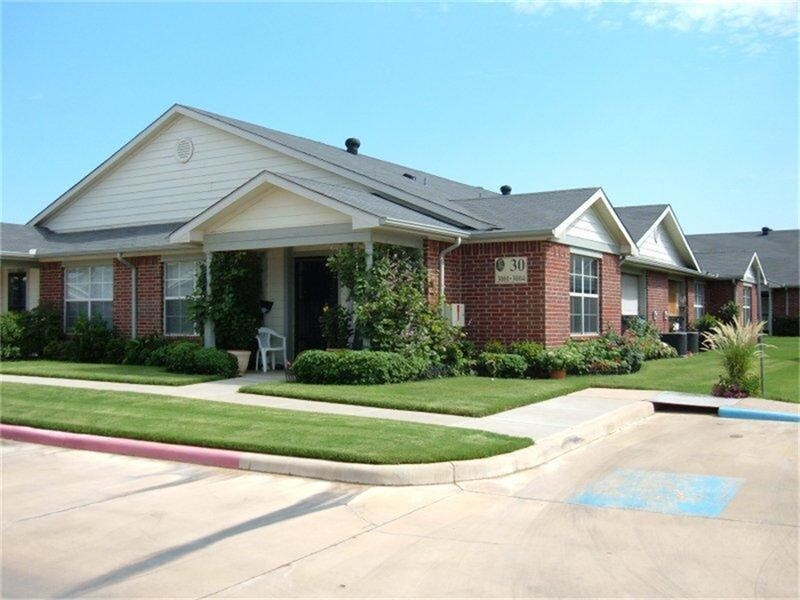 Primary Photo - 1727 Rathgeber Rd