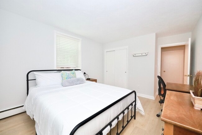 Foto del edificio - 11 Cogswell Ave