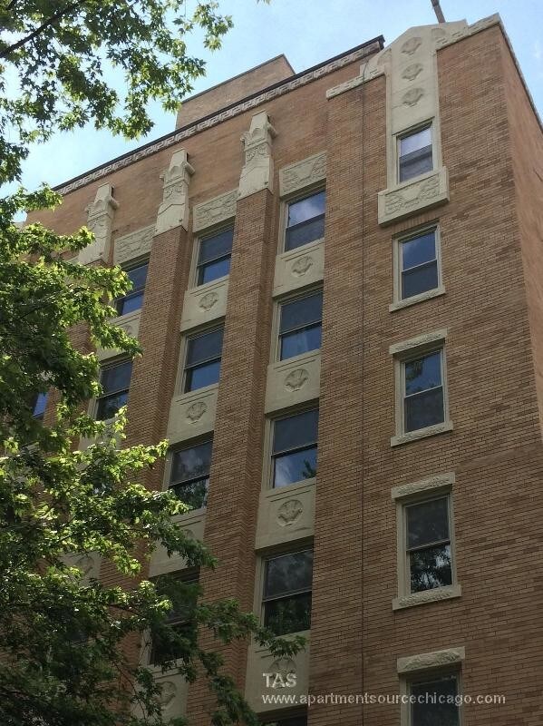 925 W Carmen Ave, Chicago, IL 60640 Apartments at 925 W Carmen Ave