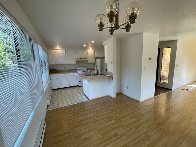 Foto del edificio - Stone Court Duplex