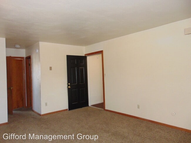 Building Photo - 4907 E Princess Anne Rd