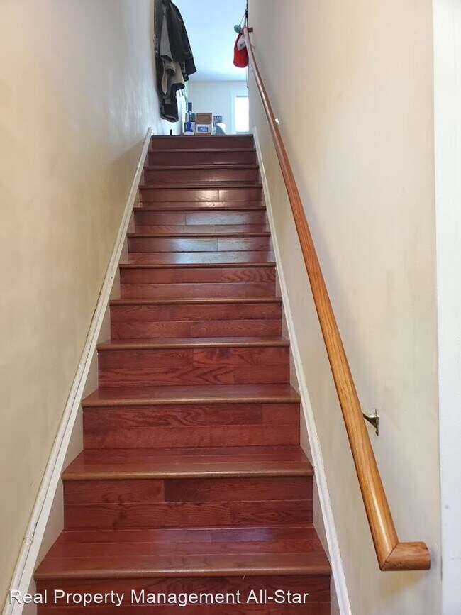 Building Photo - 2 br, 2.5 bath House - 20 Hiram Square