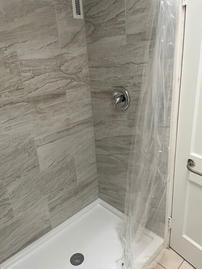 Bathroom - 3343 Indian Queen Ln