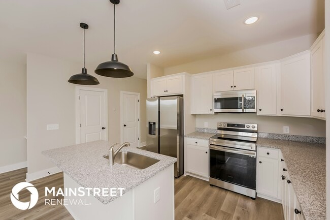 Building Photo - 142 Noble Pk Cir