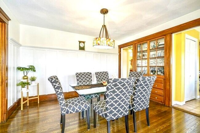 Foto del edificio - 86 Palfrey Rd