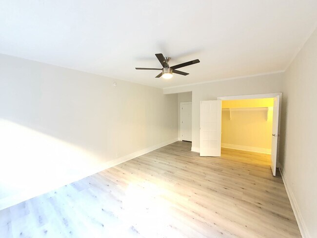Foto del edificio - 441 S Rampart Blvd