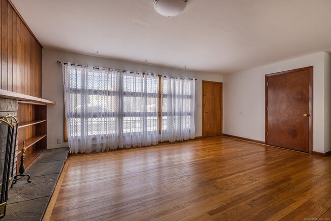 Foto del edificio - 3845 Old Town Rd