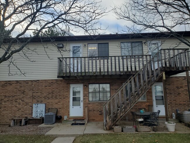 Building Photo - 573 Anita Ave