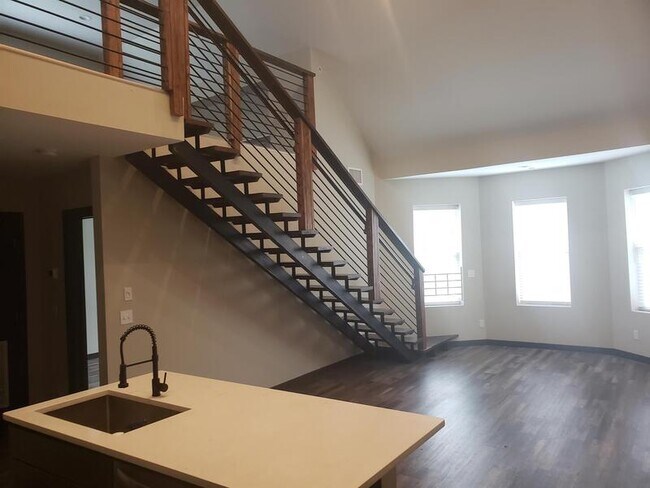 Foto del edificio - 766 Main St