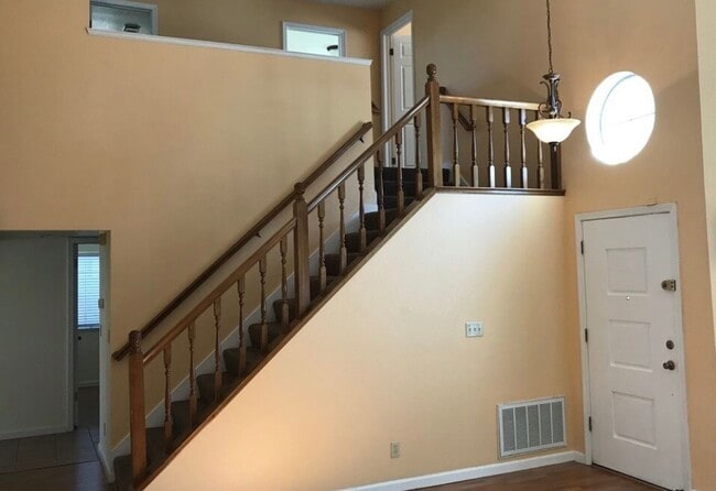 Building Photo - 2145 Cheyenne Way