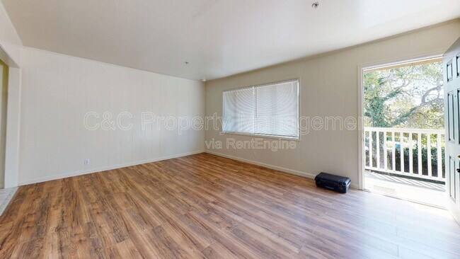 Foto del edificio - 230 Montecito Ave