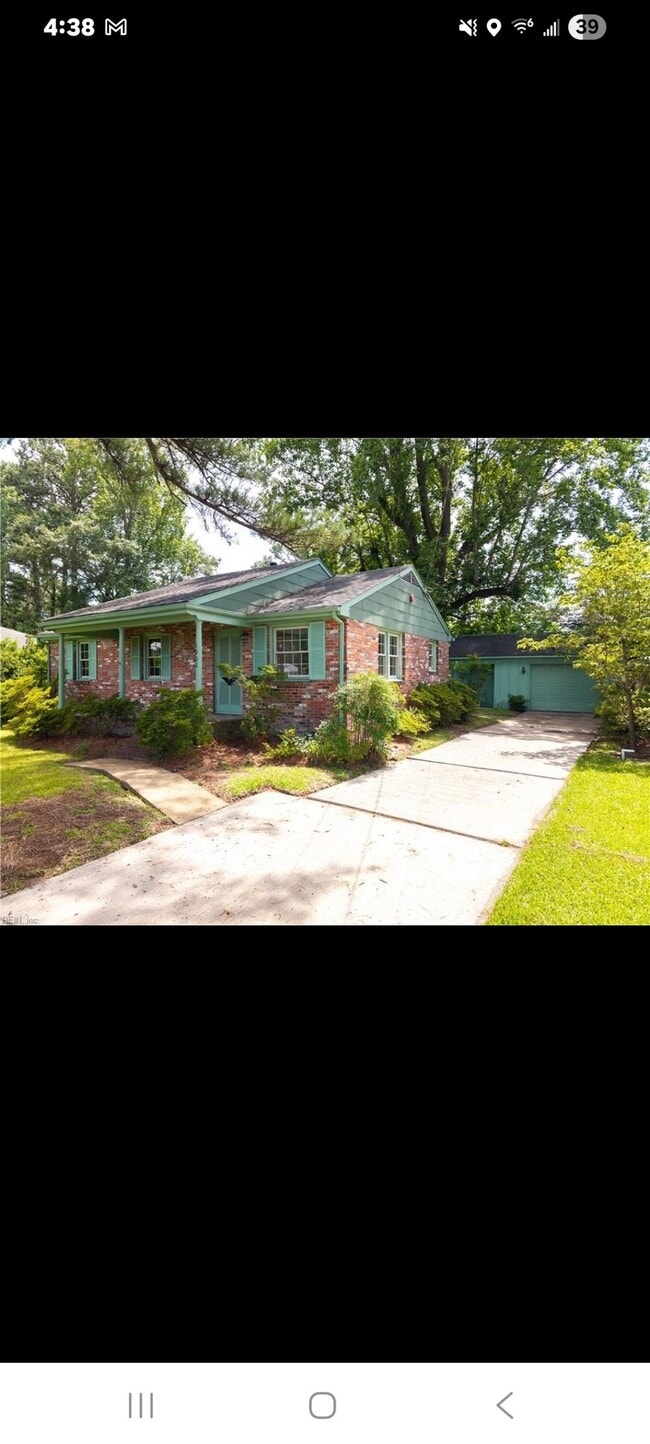 Foto del edificio - 1003 White Pine Dr