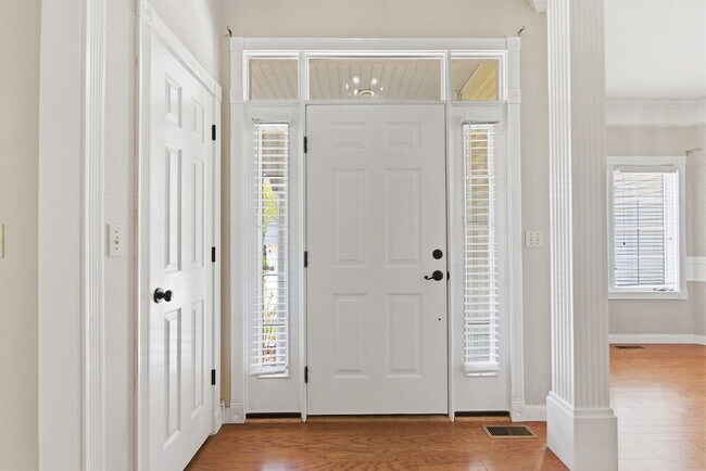 Foto del edificio - 1110 Brookedale Ct