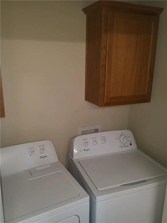 Building Photo - 261 Graystone Cir