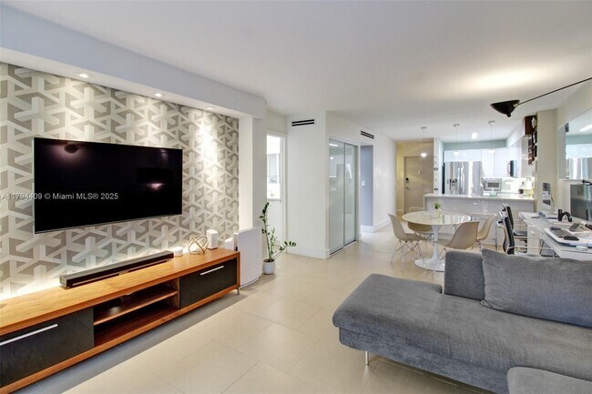 Foto del edificio - 777 NE 62nd St