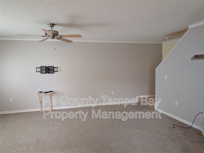 Foto del edificio - 4116 Gradstone Pl