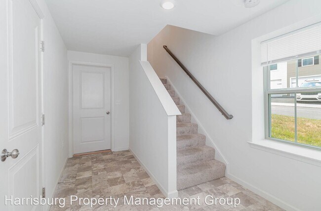Foto del edificio - 3 br, 2.5 bath House - 8115 Kelly Dr