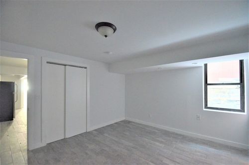 Foto del edificio - 622 E 169th St