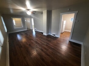 Building Photo - 2414 Garfield Ave