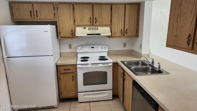 Foto del edificio - 1708 University Ln