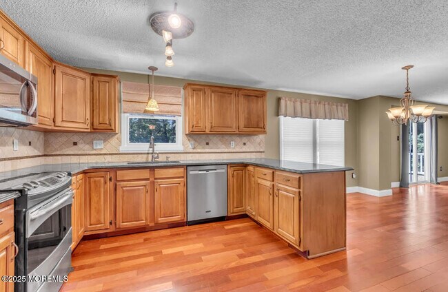Foto del edificio - 6 Harmony Hill Ct