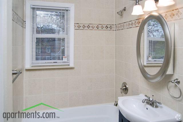 Bathroom - Woodbridge Apartments