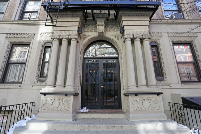 Building Photo - 10 W 93rd St