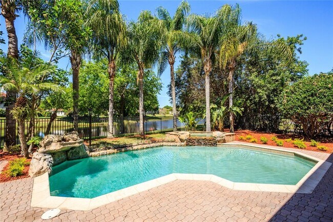 Foto del edificio - 8760 Southern Breeze Dr