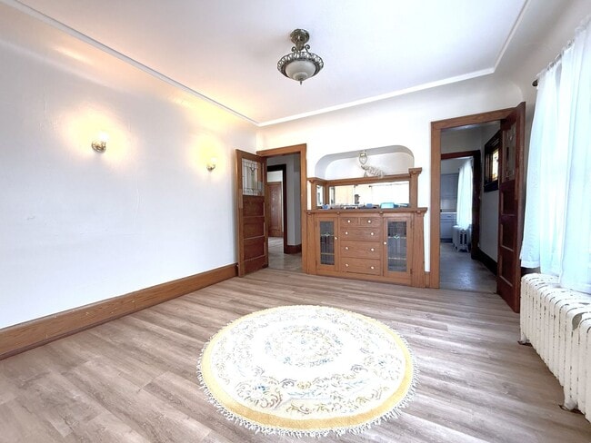 Foto del edificio - 1411 Rawson Ave