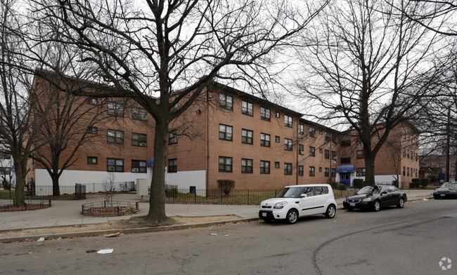 Foto del edificio - Kenilworth Courts/Parkside Addition